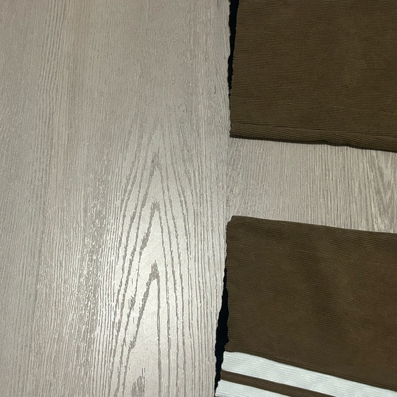 Vintage wide leg brown sweatpants - Picture 3 of 5